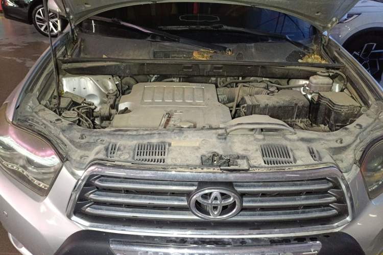 Used Toyota Highlander 2009 3.5L 4x4 7-Seater Elite Edition Engine Bay