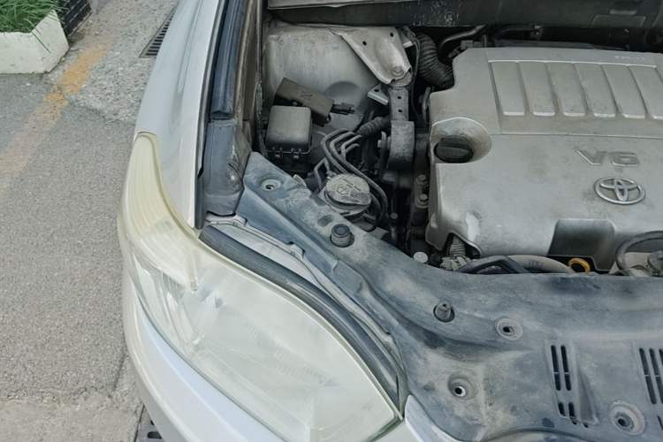 Used Toyota Highlander 2009 3.5L 4x4 7-Seater Supreme Edition Engine Bay Right