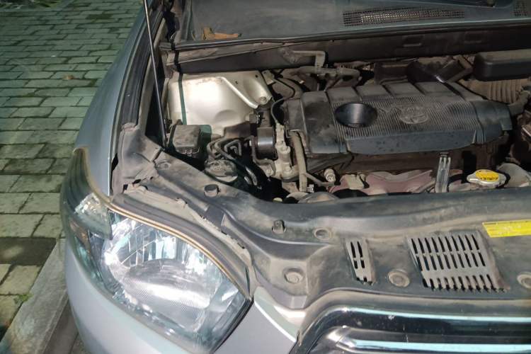 Used Toyota Highlander 2009 2.7L Two-Wheel Drive 7-Seater Luxury Edition Engine Bay Right