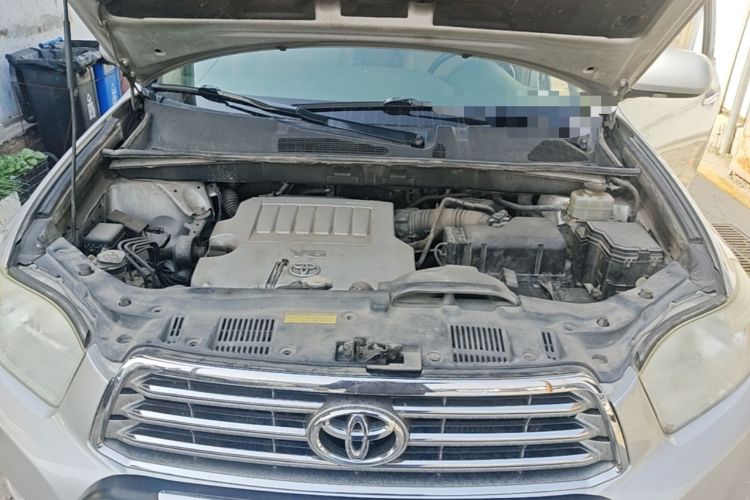 Used Toyota Highlander 2009 3.5L 4x4 7-Seater Supreme Edition Engine Bay