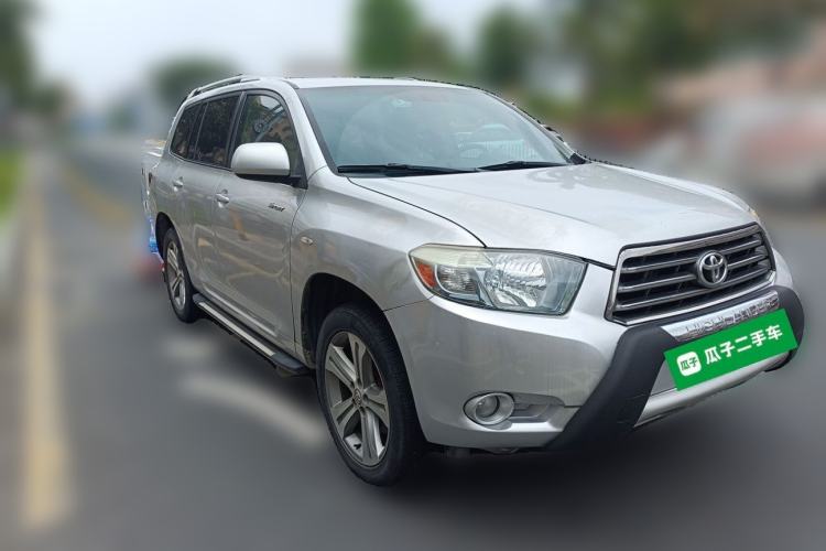 Used Toyota Highlander 2009 3.5L 4x4 7-Seater Luxury Edition Front Right 45 Deg