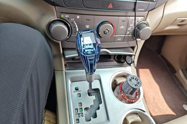 Used Toyota Highlander 2009 2.7L 2WD 5-Seater Elite Edition Gear Lever