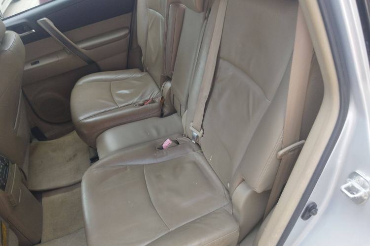Used Toyota Highlander 2009 3.5L 4x4 7-Seater Luxury Edition Interior 4