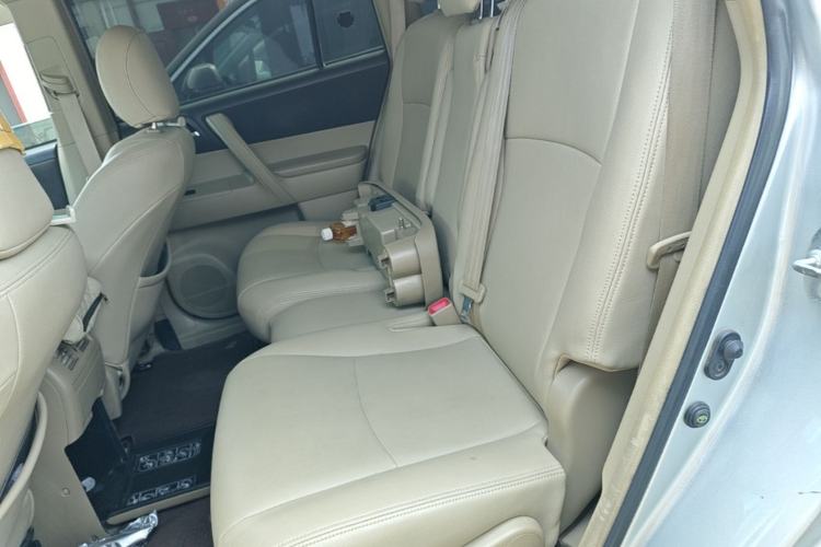 Used Toyota Highlander 2009 2.7L 2WD 5-Seater Elite Edition Left Rear Seat