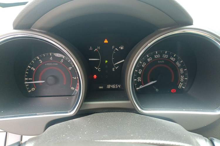 Used Toyota Highlander 2009 3.5L 4x4 7-Seater Luxury Edition Odometer Close Up
