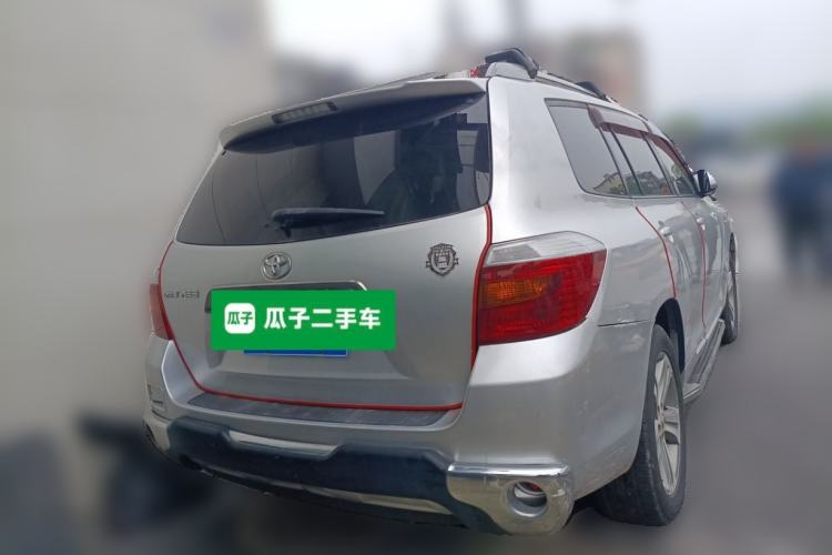 Used Toyota Highlander 2009 2.7L Two-Wheel Drive 7-Seater Luxury Edition Rear