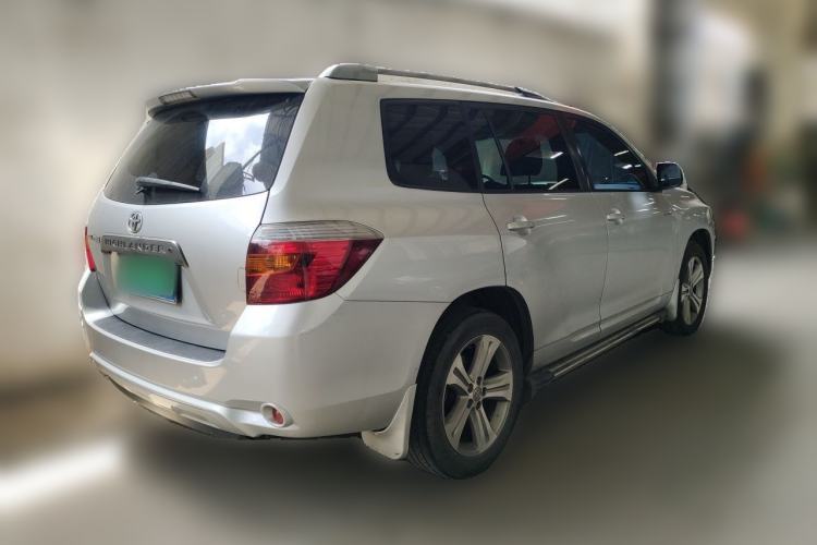 Used Toyota Highlander 2009 2.7L Two-Wheel Drive 7-Seater Luxury Edition Rear Right 45 Deg