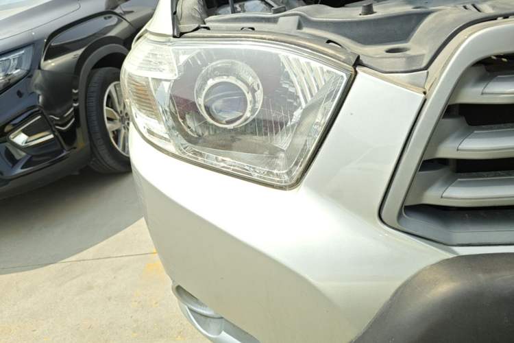 Used Toyota Highlander 2009 2.7L 2WD 5-Seater Elite Edition Right Front Headlight