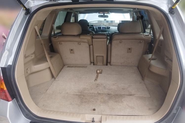 Used Toyota Highlander 2009 3.5L 4x4 7-Seater Luxury Edition Trunk