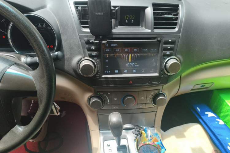 Used Toyota Highlander 2009 3.5L 4x4 7-Seater Elite Edition Audio And AC Panel