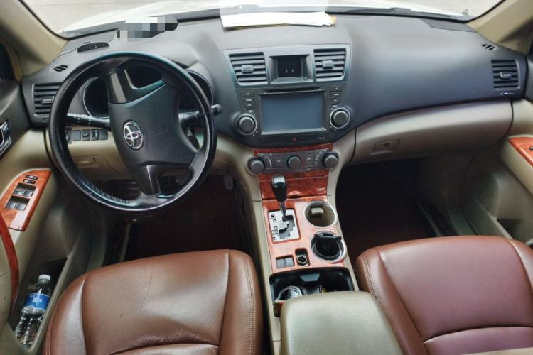 Used Toyota Highlander 2009 2.7L 2WD 5-Seater Elite Edition Center Console