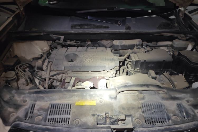 Used Toyota Highlander 2009 2.7L Two-Wheel Drive 7-Seater Luxury Edition Engine Bay