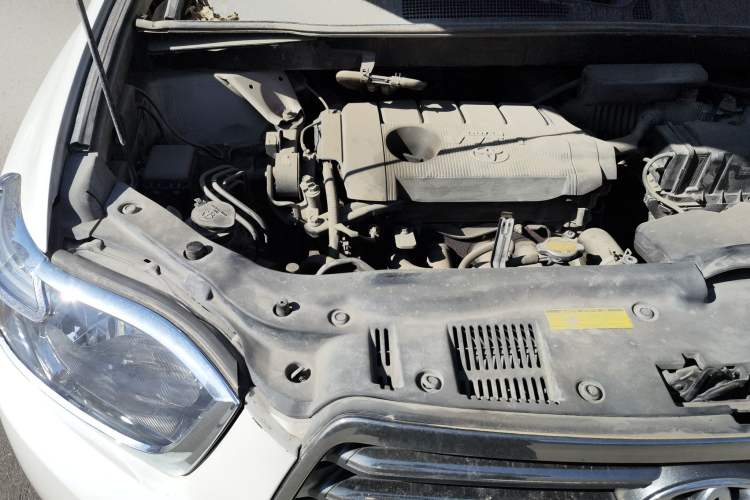 Used Toyota Highlander 2009 2.7L Two-Wheel Drive 7-Seater Luxury Edition Engine Bay Right