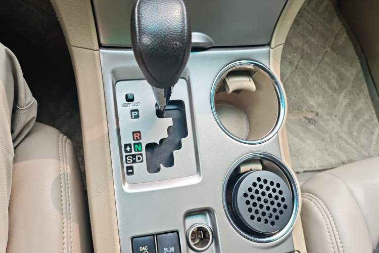 Used Toyota Highlander 2009 3.5L 4x4 7-Seater Elite Edition Gear Lever