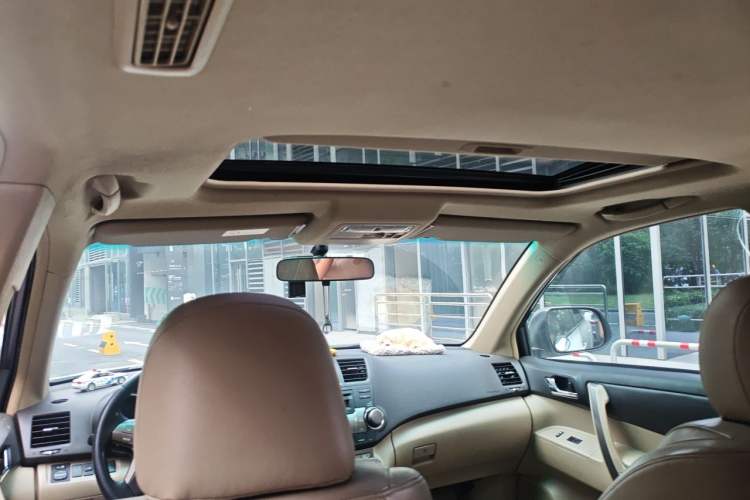 Used Toyota Highlander 2009 2.7L Two-Wheel Drive 7-Seater Luxury Edition Headliner