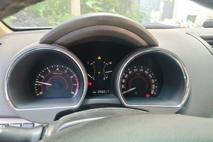Used Toyota Highlander 2009 2.7L Two-Wheel Drive 7-Seater Luxury Edition Instrument Cluster
