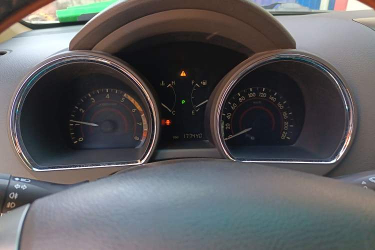 Used Toyota Highlander 2009 2.7L Two-Wheel Drive 7-Seater Luxury Edition Instrument Cluster