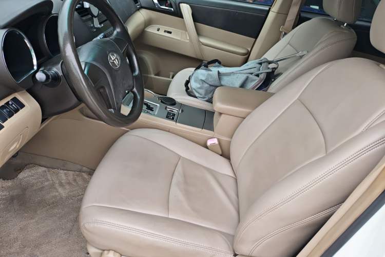 Used Toyota Highlander 2009 3.5L 4x4 7-Seater Elite Edition Left Front Seat