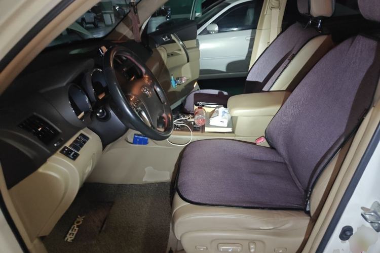 Used Toyota Highlander 2009 2.7L Two-Wheel Drive 7-Seater Luxury Edition Left Front Seat