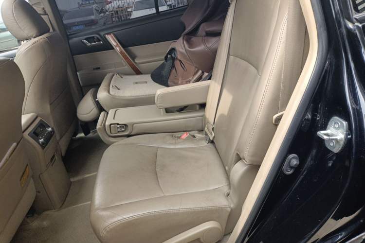 Used Toyota Highlander 2009 3.5L 4x4 7-Seater Supreme Edition Left Rear Seat