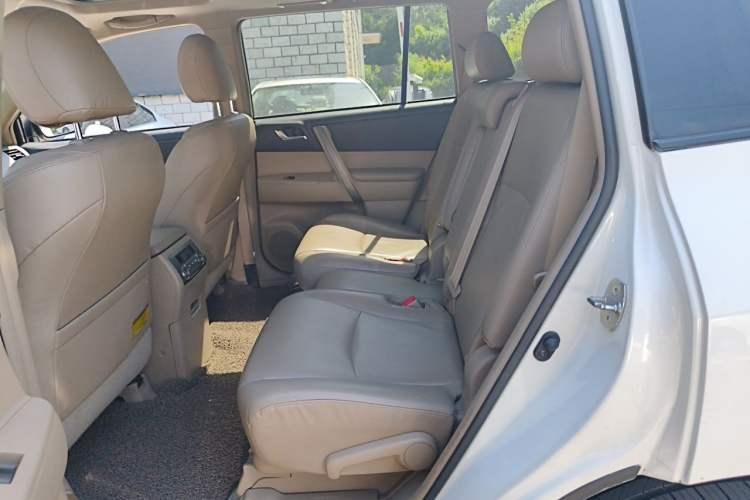Used Toyota Highlander 2009 3.5L 4x4 7-Seater Luxury Edition Left Rear Seat