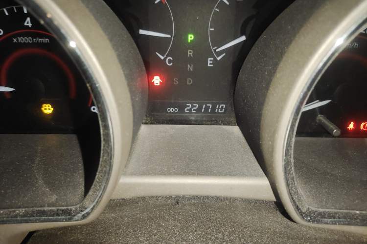 Used Toyota Highlander 2009 2.7L 2WD 5-Seater Elite Edition Odometer Close Up