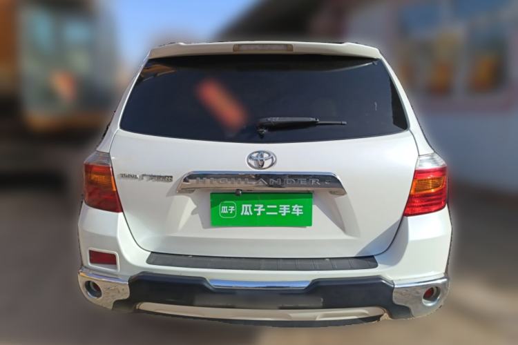Used Toyota Highlander 2009 2.7L Two-Wheel Drive 7-Seater Luxury Edition Rear