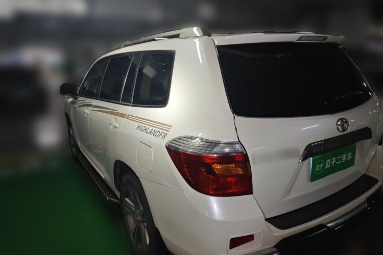 Used Toyota Highlander 2009 2.7L Two-Wheel Drive 7-Seater Luxury Edition Rear Left 45 Deg
