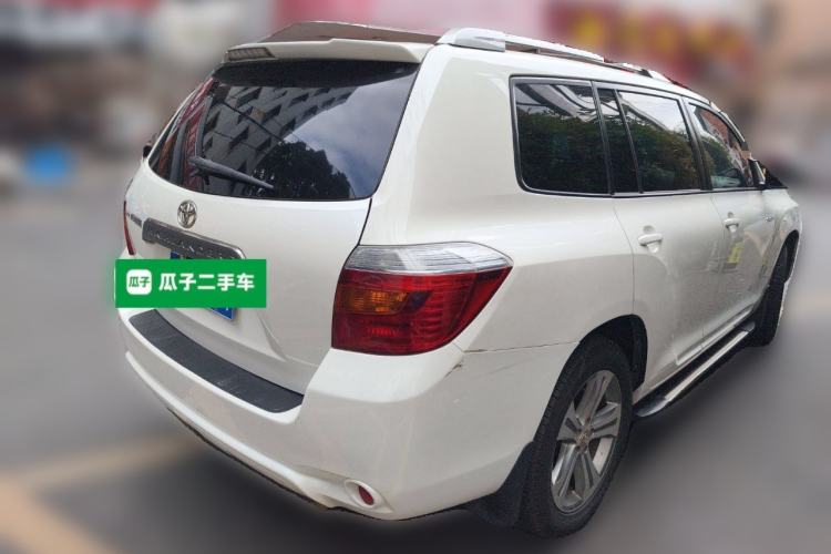Used Toyota Highlander 2009 2.7L Two-Wheel Drive 7-Seater Luxury Edition Rear Right 45 Deg