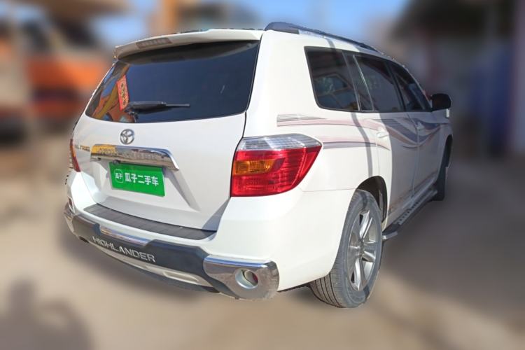 Used Toyota Highlander 2009 2.7L Two-Wheel Drive 7-Seater Luxury Edition Rear Right 45 Deg