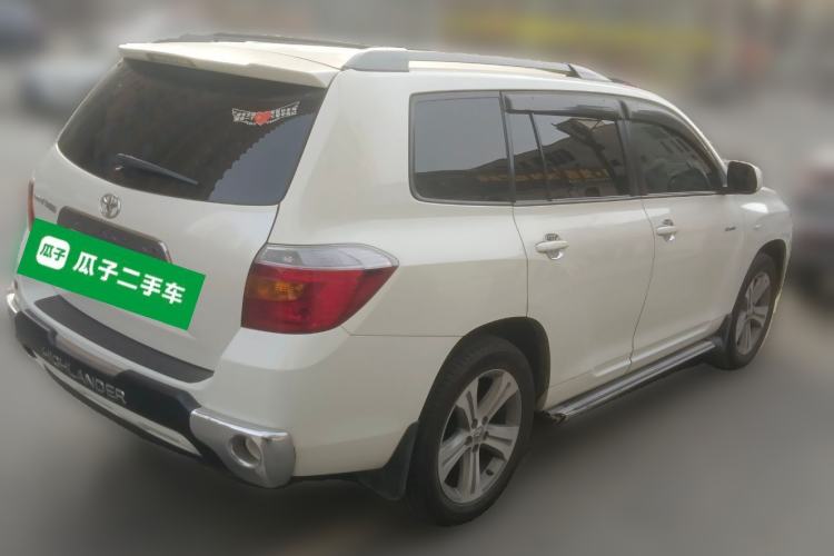 Used Toyota Highlander 2009 2.7L Two-Wheel Drive 7-Seater Luxury Edition Rear Right 45 Deg