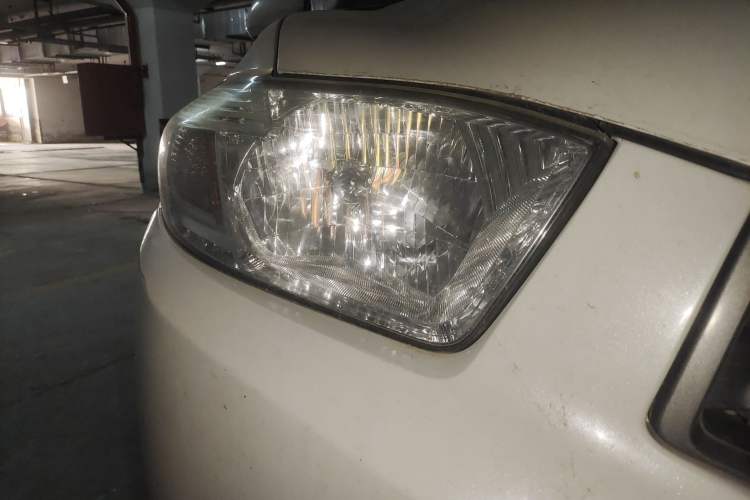 Used Toyota Highlander 2009 2.7L 2WD 5-Seater Elite Edition Right Front Headlight