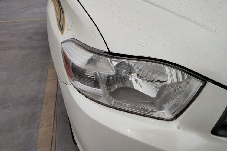 Used Toyota Highlander 2009 3.5L 4x4 7-Seater Elite Edition Right Front Headlight