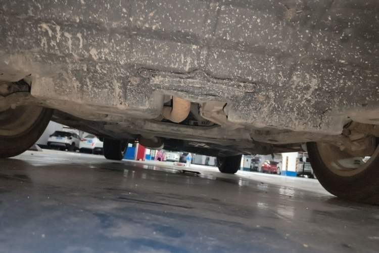 Used Toyota Highlander 2011 2.7L Two-Wheel Drive 7-Seater Luxury Edition Chassis Front