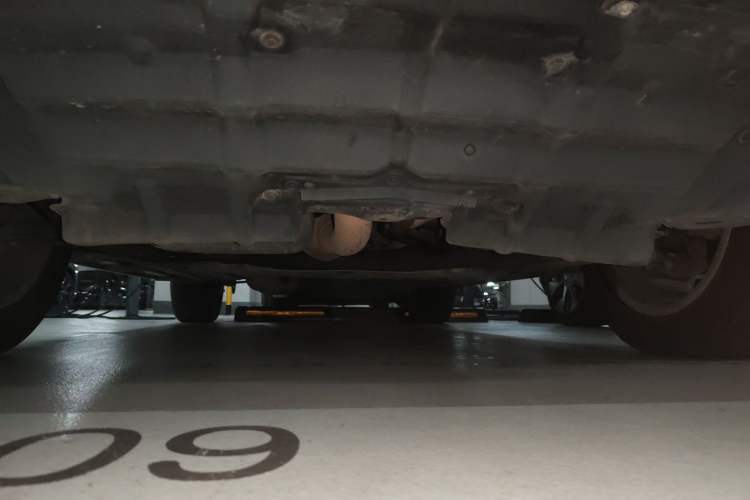 Used Toyota Highlander 2011 2.7L Two-Wheel Drive 7-Seater Luxury Navigation Edition Chassis Front