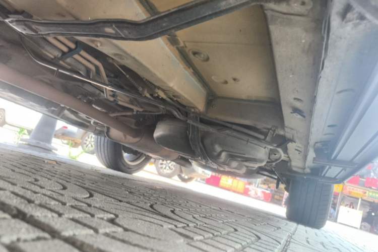 Used Toyota Highlander 2011 2.7L Two-Wheel Drive 7-Seater Supreme Edition Chassis Front Left