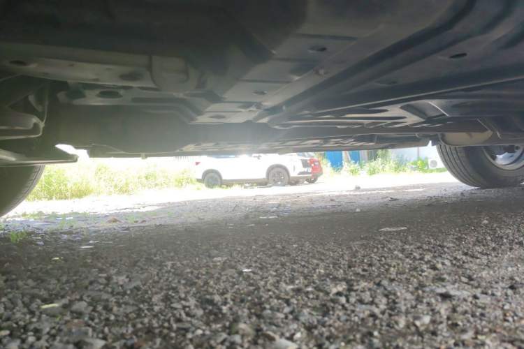 Used Toyota Highlander 2011 2.7L Two-Wheel Drive 5-Seater Sport Edition Chassis Front Left
