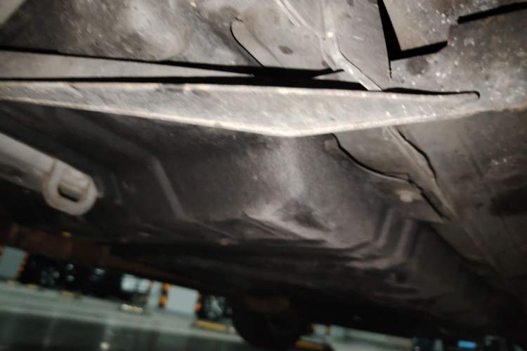 Used Toyota Highlander 2011 2.7L Two-Wheel Drive 7-Seater Luxury Edition Chassis Front Left