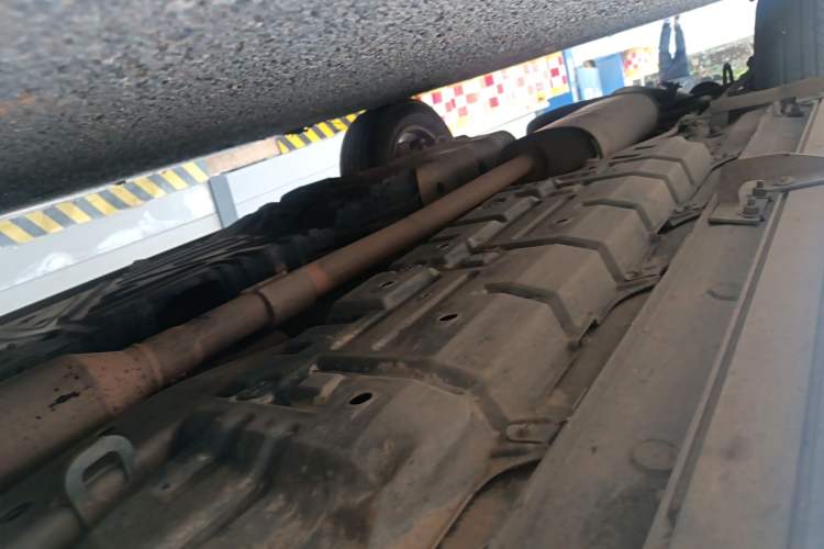 Used Toyota Highlander 2011 2.7L Two-Wheel Drive 5-Seater Elite Edition Chassis Front Right