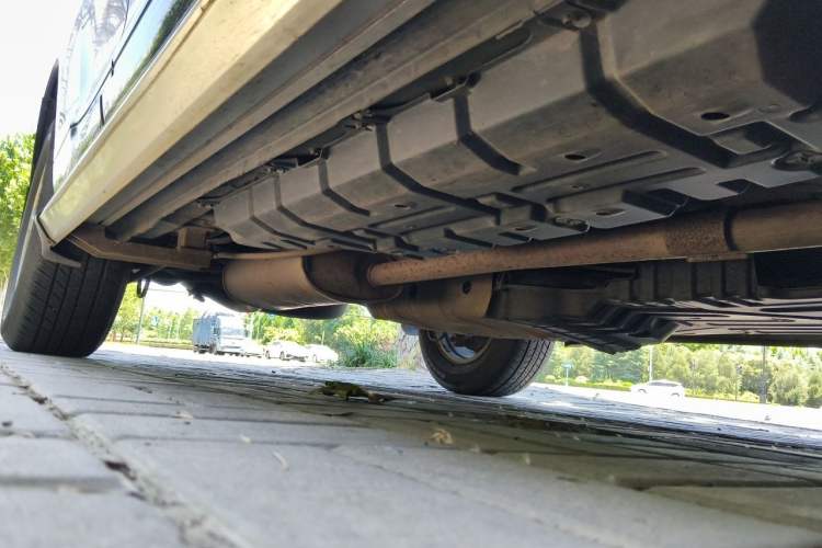 Used Toyota Highlander 2011 2.7L Two-Wheel Drive 5-Seater Elite Edition Chassis Front Right