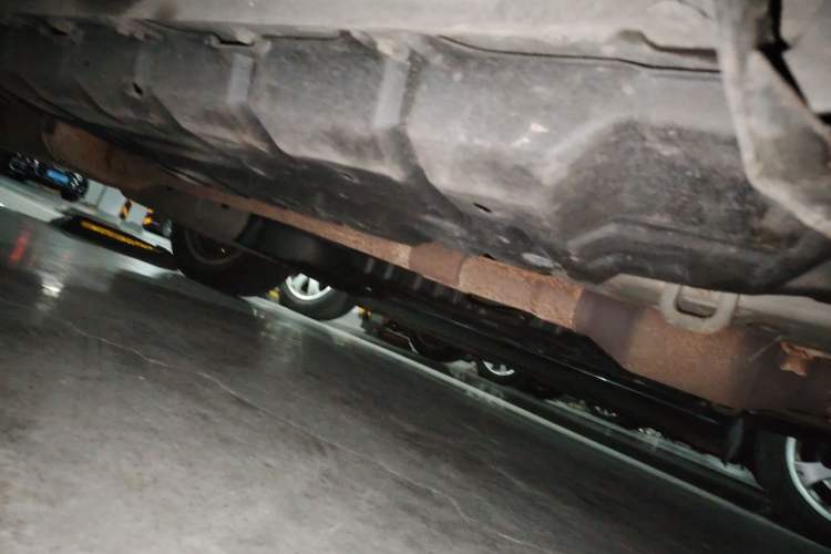 Used Toyota Highlander 2011 2.7L Two-Wheel Drive 7-Seater Luxury Edition Chassis Front Right