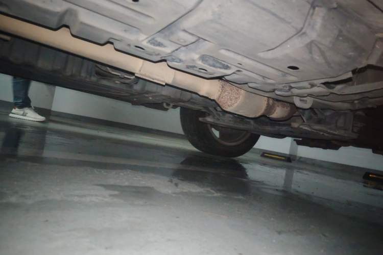 Used Toyota Highlander 2011 2.7L Two-Wheel Drive 7-Seater Luxury Edition Chassis Front Right