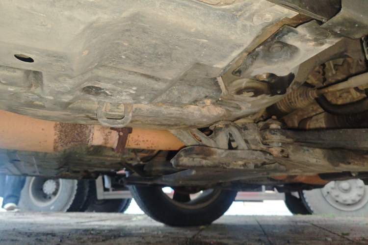 Used Toyota Highlander 2011 2.7L Two-Wheel Drive 7-Seater Luxury Edition Chassis Front Right