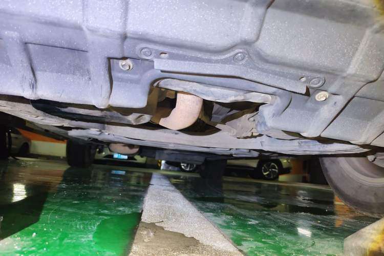 Used Toyota Highlander 2011 2.7L Two-Wheel Drive 7-Seater Elite Edition Chassis Front