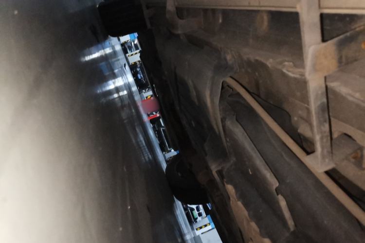 Used Toyota Highlander 2011 2.7L Two-Wheel Drive 7-Seater Supreme Edition Chassis Rear Left
