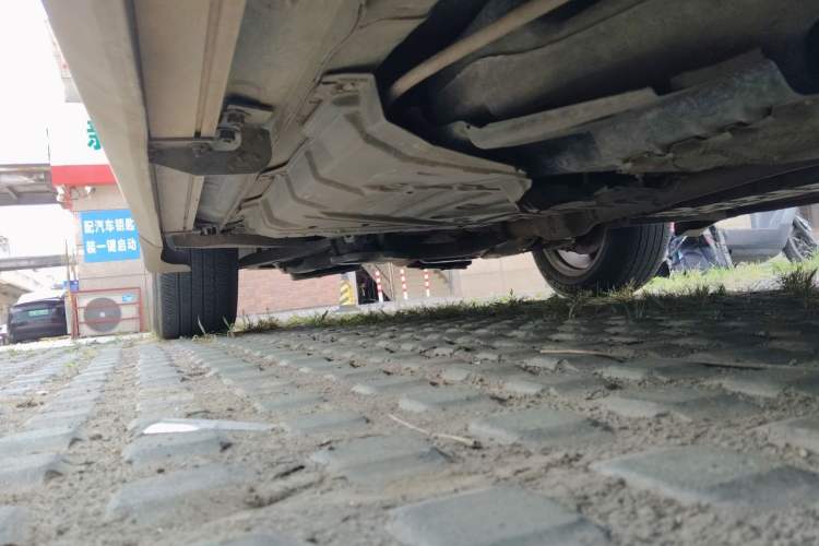 Used Toyota Highlander 2011 2.7L Two-Wheel Drive 7-Seater Luxury Edition Chassis Rear Left