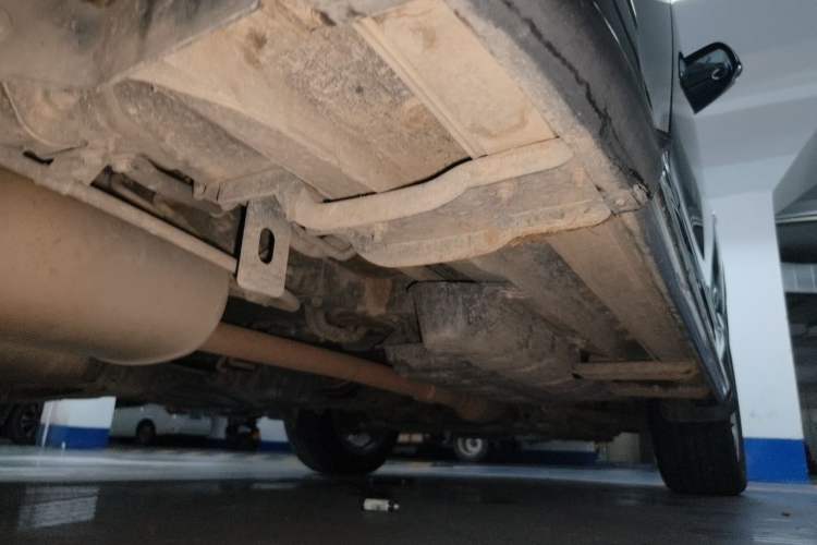 Used Toyota Highlander 2011 2.7L Two-Wheel Drive 7-Seater Luxury Edition Chassis Rear Right