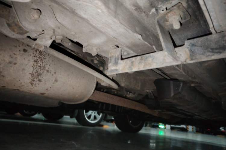 Used Toyota Highlander 2011 2.7L Two-Wheel Drive 7-Seater Luxury Edition Chassis Rear Right