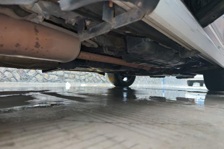Used Toyota Highlander 2011 2.7L Two-Wheel Drive 7-Seater Luxury Edition Chassis Rear Right