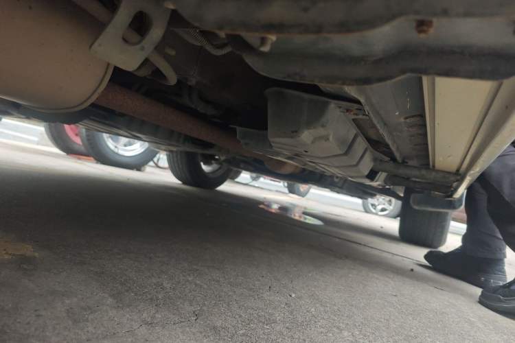 Used Toyota Highlander 2011 2.7L Two-Wheel Drive 7-Seater Supreme Edition Chassis Rear Right